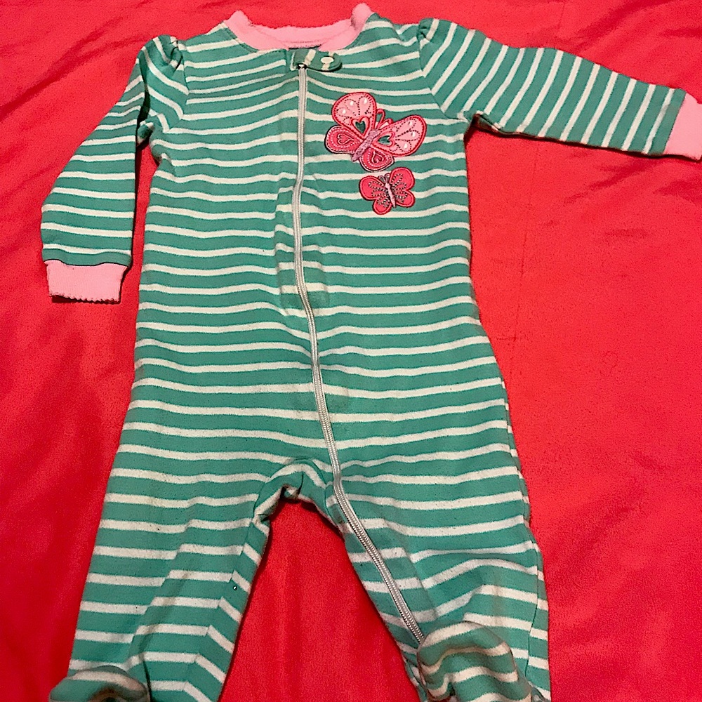 Gorgeous Little Girl sz.6-9 months Footed Romper/Sleeper. $6